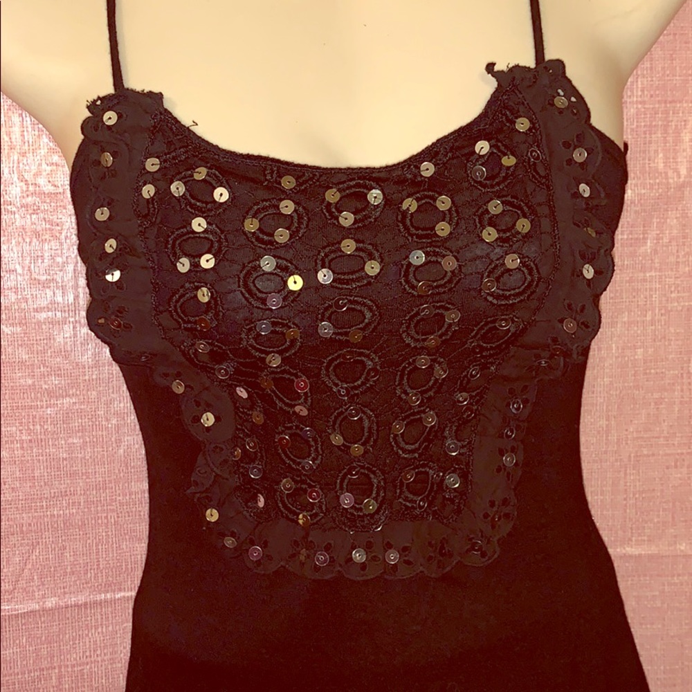 New!!!! Black thank top with silver sequins ❤️😍
